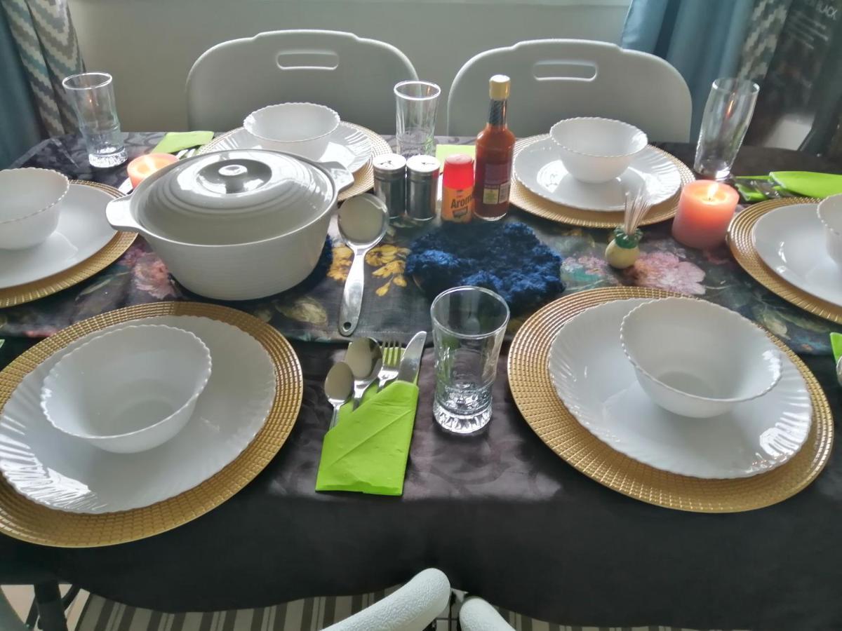 Birdville Bnb Guest House Gaborone Esterno foto