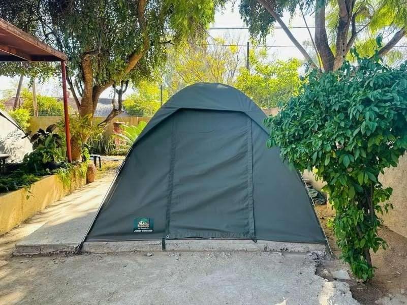 Birdville Bnb Guest House Gaborone Esterno foto