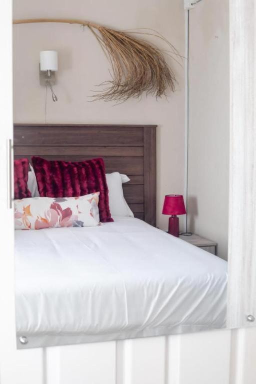 Birdville Bnb Guest House Gaborone Esterno foto