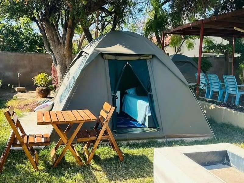 Birdville Bnb Guest House Gaborone Esterno foto